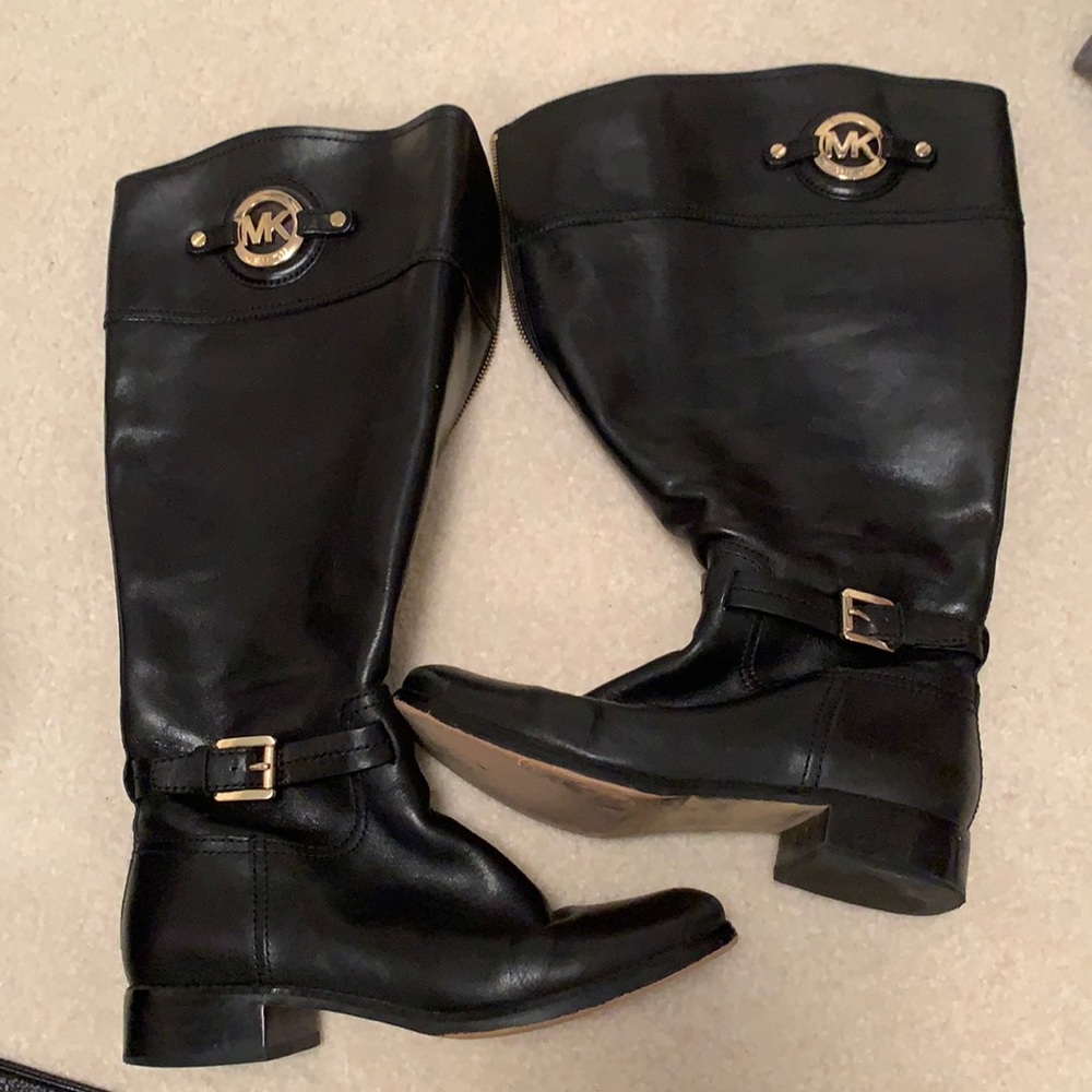 Micheal Kors leather boots